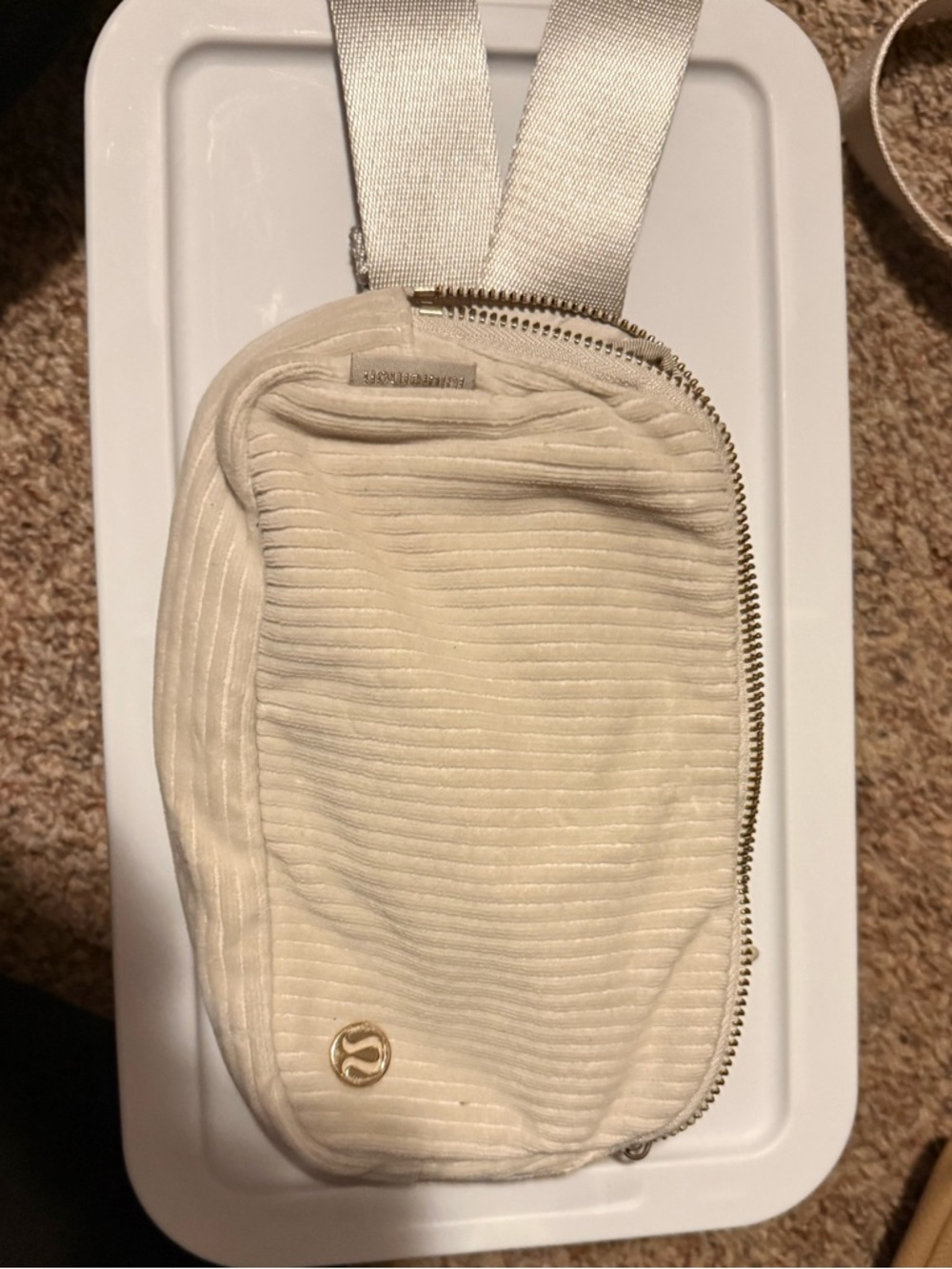 lululemon athletica belt bag
